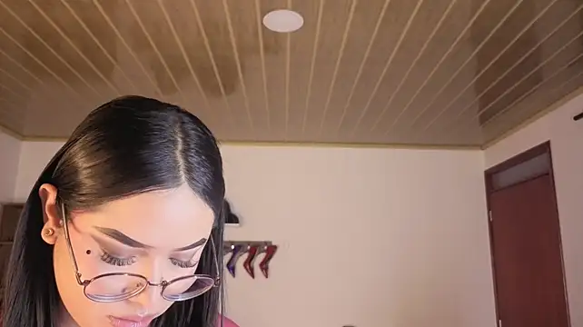 renaxi_smith (F young) - U wanna cum on my face