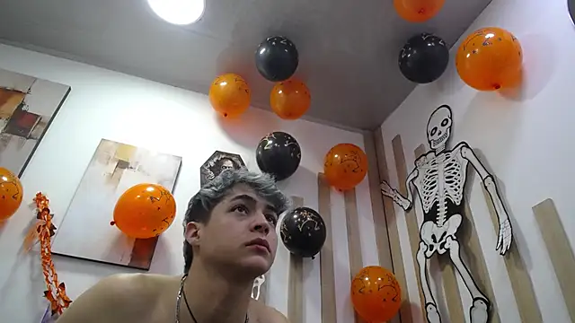 ari_stonne (G young) - fingers in the pussy