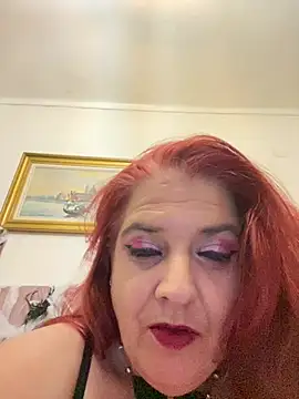 paula445 live cam on StripChat