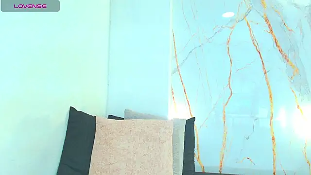 Emily_Carter11