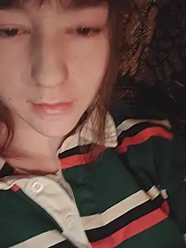 Yoonhee_ki live cam on StripChat