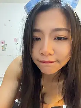 tutu188 (F young) - 乳夹夹胸1分钟