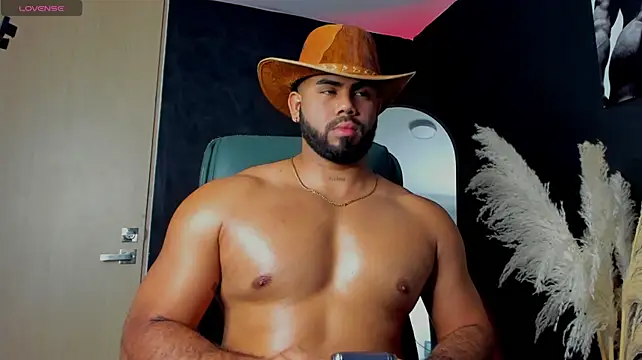 noahcrux_ live sex cam