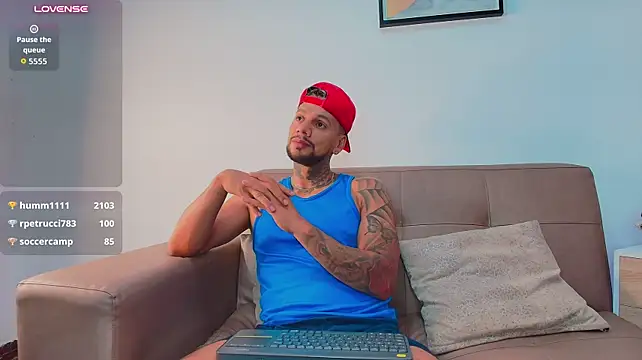 Valentiinoss live cam