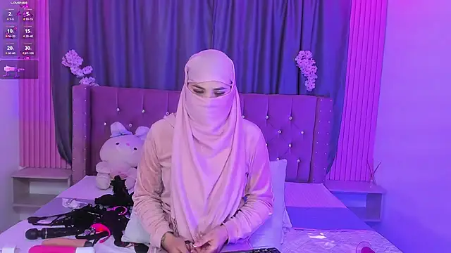 Nayla-Mouna
