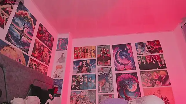 MissCurvyTop live cam on StripChat