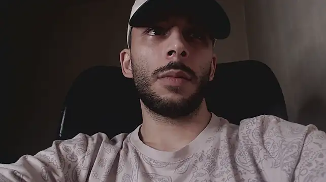 henryaxe live cam on StripChat