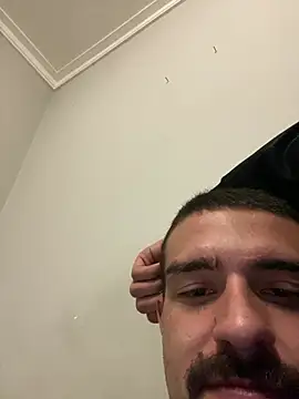Ivis1999 live cam on StripChat