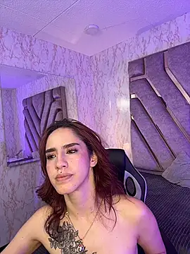 Elodiee_Roussee webcam
