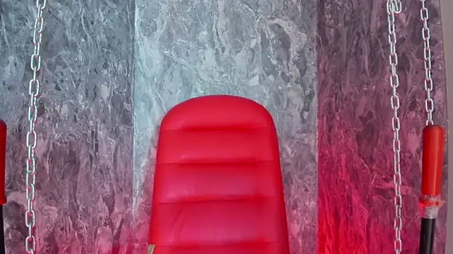 hillary_bigbutt