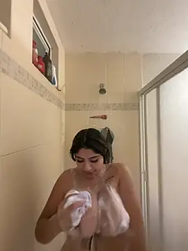Monica17 webcam