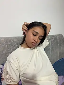 I_Samanthaa webcam