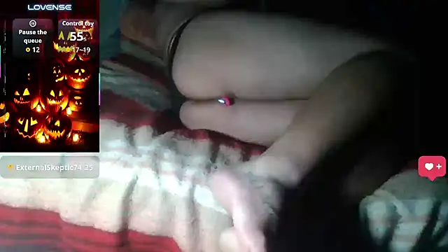 Javi_92 live cam on StripChat