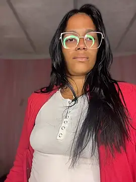 FlorSalvaje_ live cam on StripChat