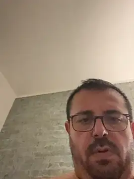 Frankyles86 live cam