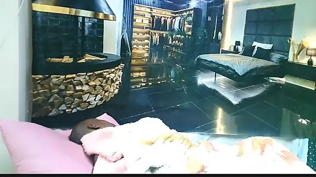 EbonyOlive69