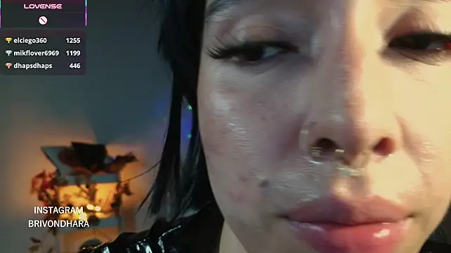 bri_von_dhara__