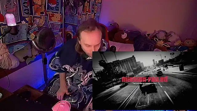 MrFrizby6211 live cam