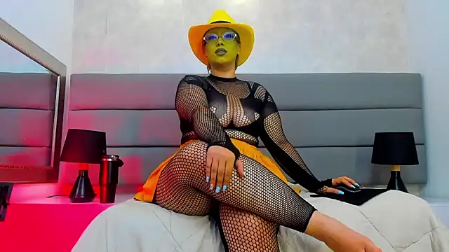 MillyHotsoon