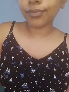 sldoni (F young) - Show pussy