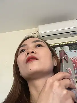 lily_3324's live room