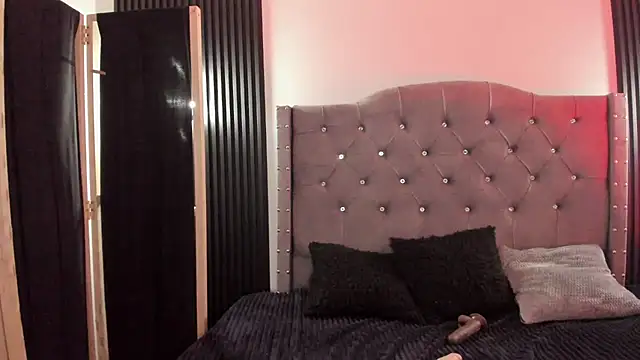 Scarbadgirl_