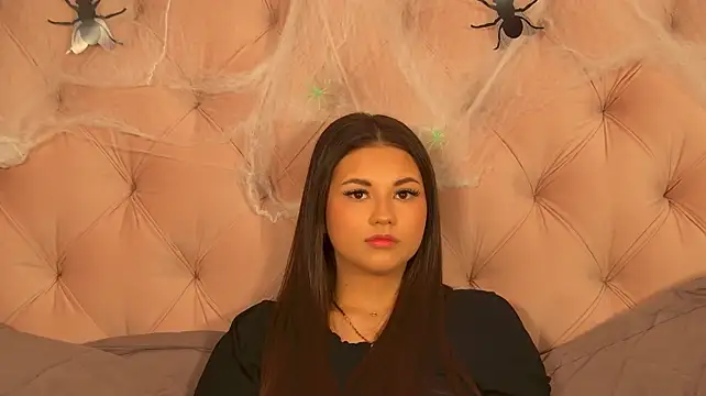 MonicaMartinezi