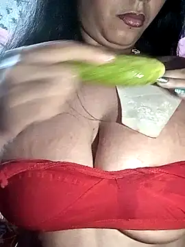 Ava_Ember_J1