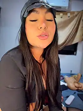 Sarahballiston_ webcam