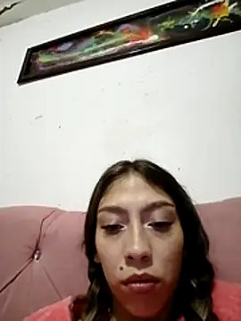 Nikolucifer live cam on Stripchat