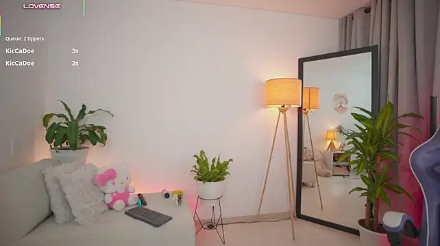 roxie_gates_ live sex cam