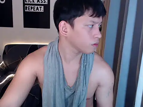 _froyyy (M young) - public cum show.