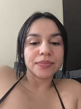 Daniela-rosee live cam on StripChat
