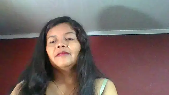 DianaOchoa_ live cam on Stripchat