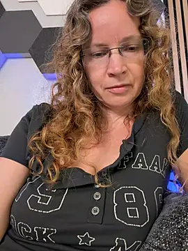AnnikaRose live cam