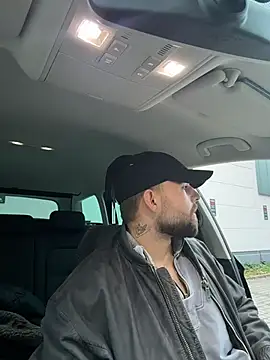 OnlyRyanOf live cam