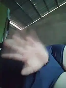 Olivia-11 live cam on StripChat