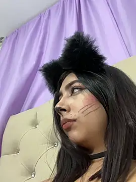 cherry_skinnyy_ live cam on Stripchat