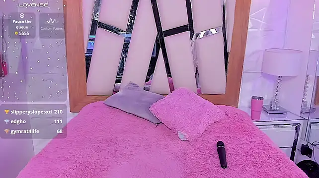 hanniiee_ live cam on StripChat