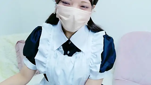 Ichikachan live cam on Stripchat