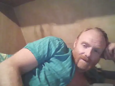 GingerTitan8 live cam