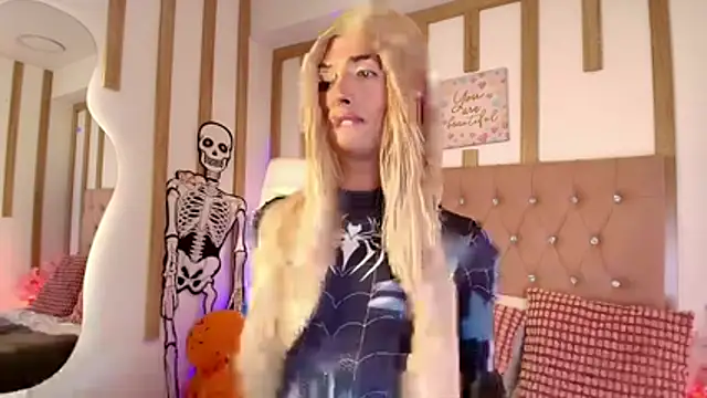 Daphne_Velmont