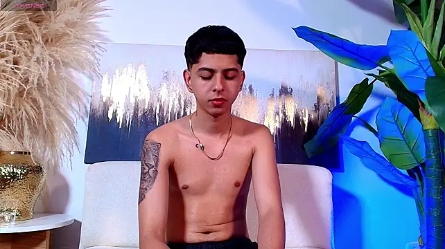 CGomez_ live cam on StripChat