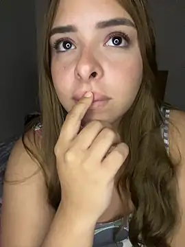 Nahomy_cm