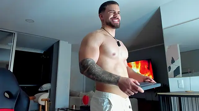 valenthino_salvatore (M young) - hard cock naked