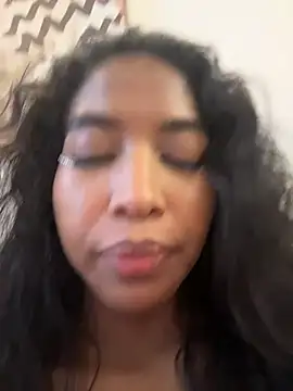 IamCrystal2 webcam