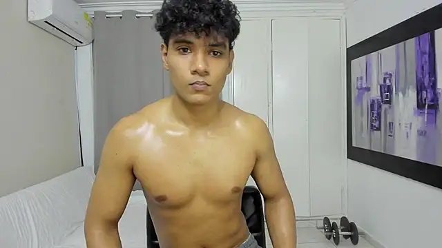 Logan_jake live cam on Stripchat