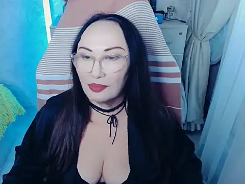Zelindana live cam on Stripchat