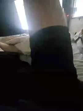 Freyo88 live cam on Stripchat
