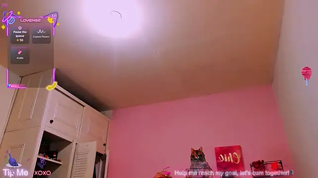Rosie_Good_girl live cam on Stripchat
